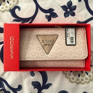 GUESS Wallet
